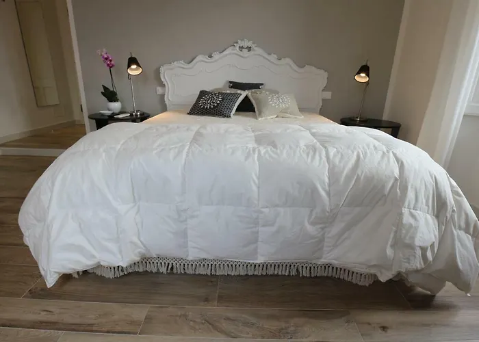 Al 32 B&B
